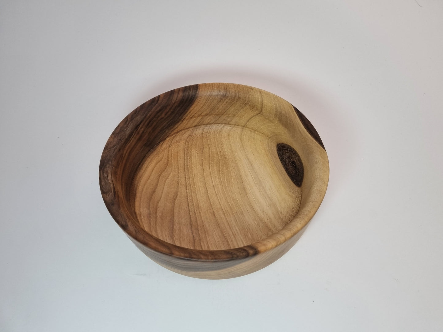 Orehova skleda (16 cm)