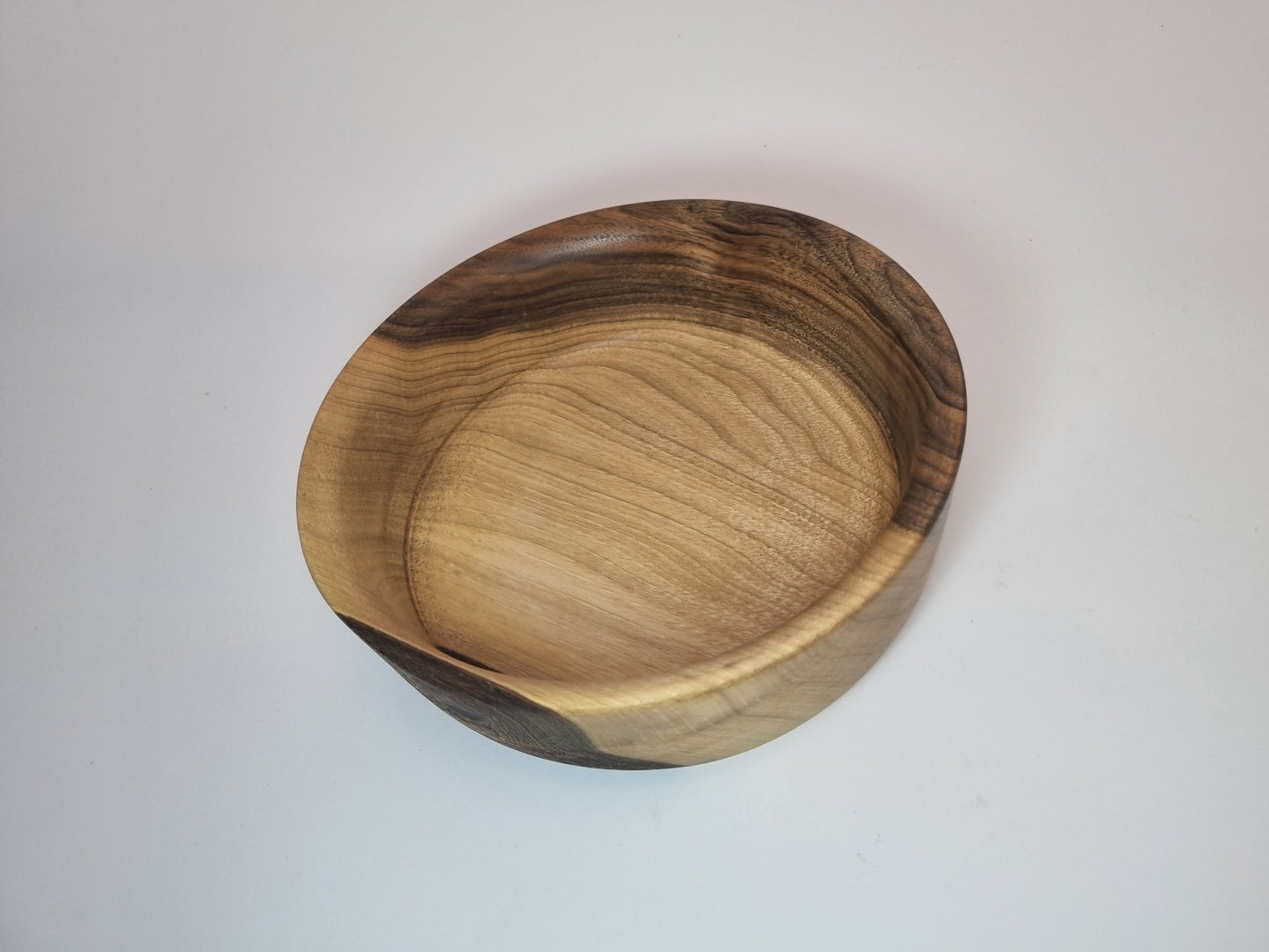Orehova skleda (16 cm)